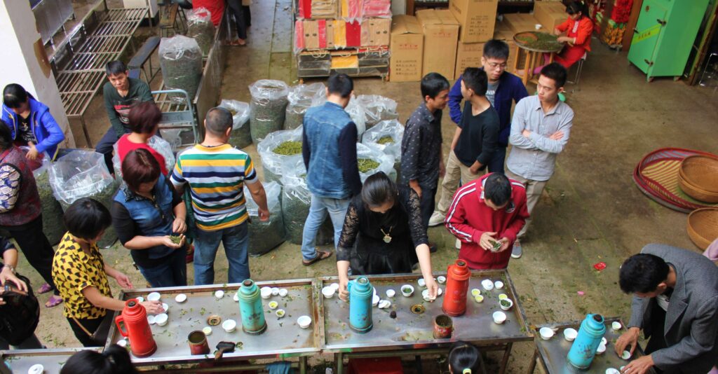 China Tea Capital tea market, lots of people tea tasting