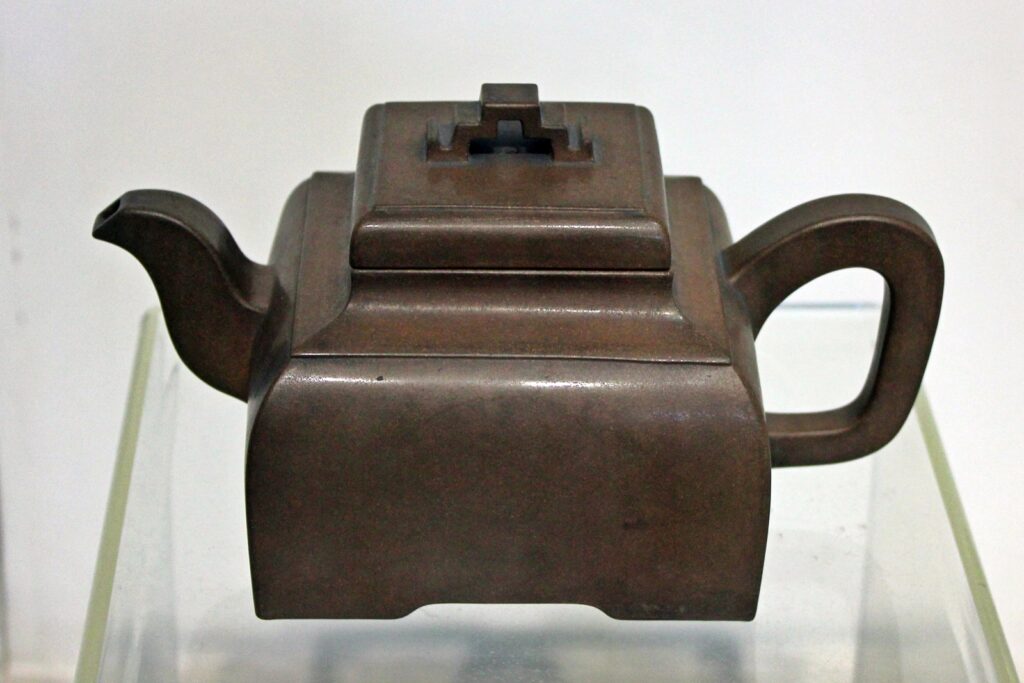 Geometric style Yixing teapot Geometric style Yixing teapot