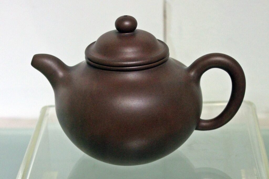 Plain style Yixing teapot Plain style Yixing teapot