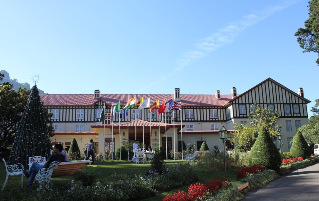 Grand Hotel Nuwara Eliya Front entrance and gardens of Grand Hotel, Nuwara Eliya, Sri Lanka