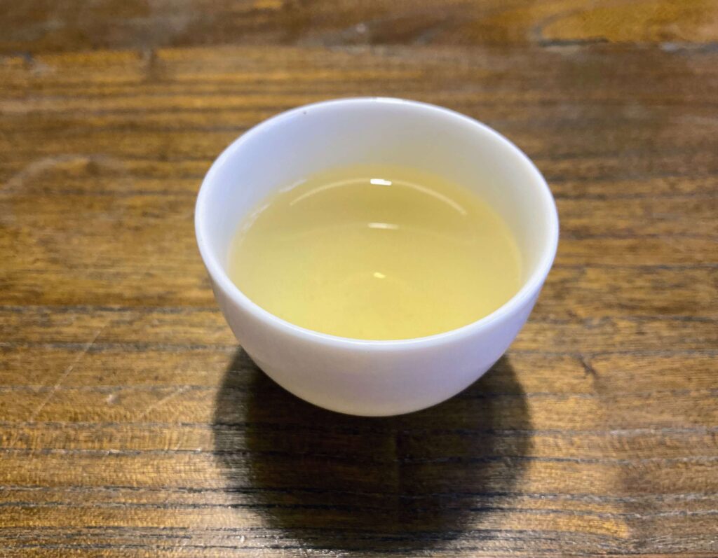 Takachiho cultivar, tea liquor in cup