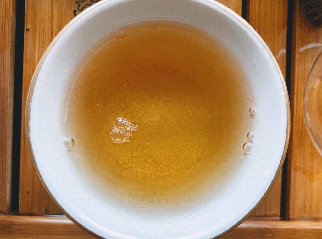 W2T_2018Gongmei4_web Gongmei tea liquor in cup